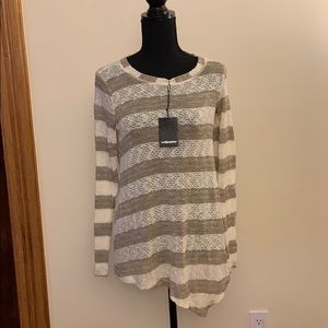 Wallpapher asymmetrical sweater